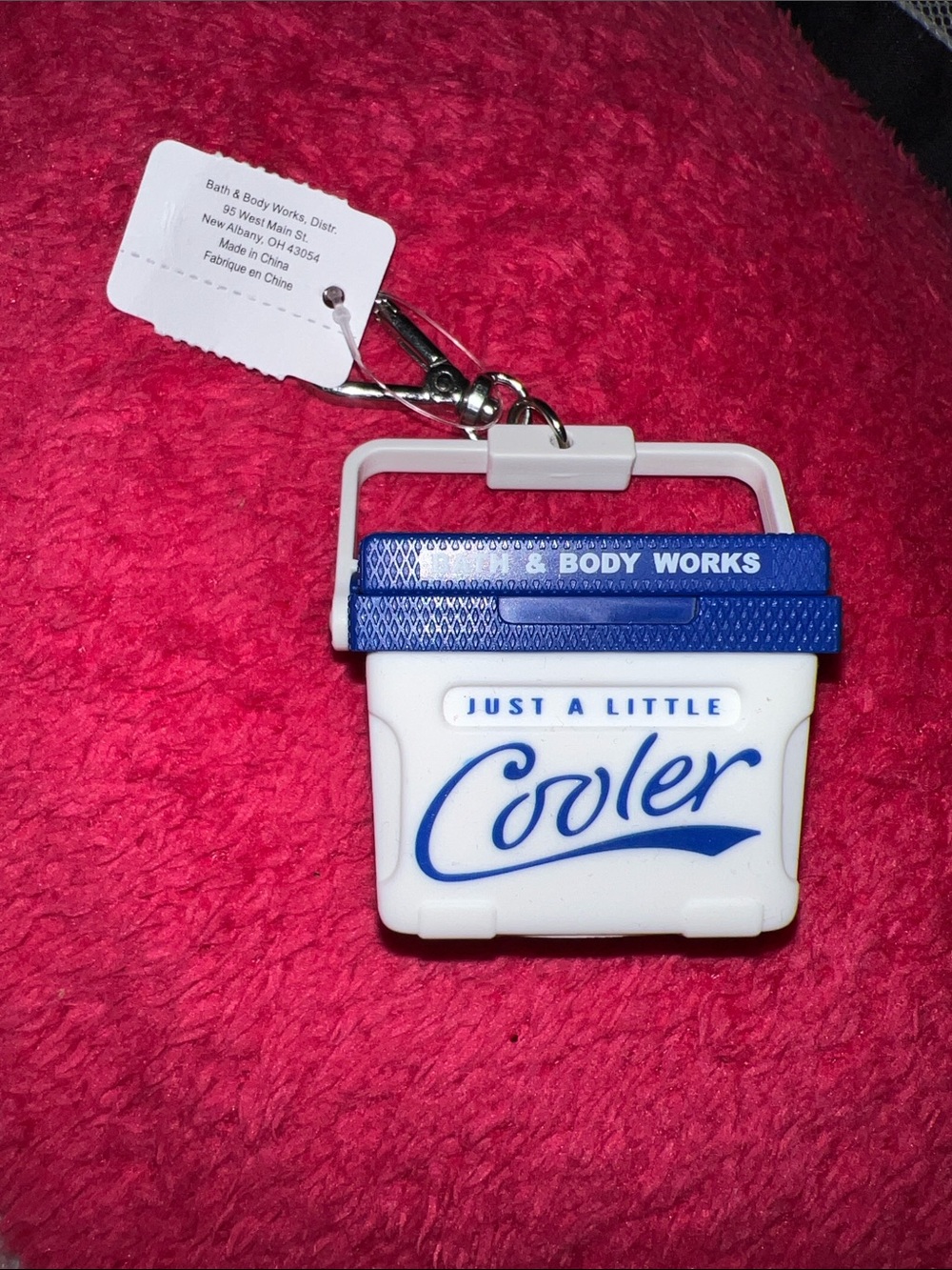 Bath & Body Works White & Blue Cooler Silicone Hand Sanitizer Holder
